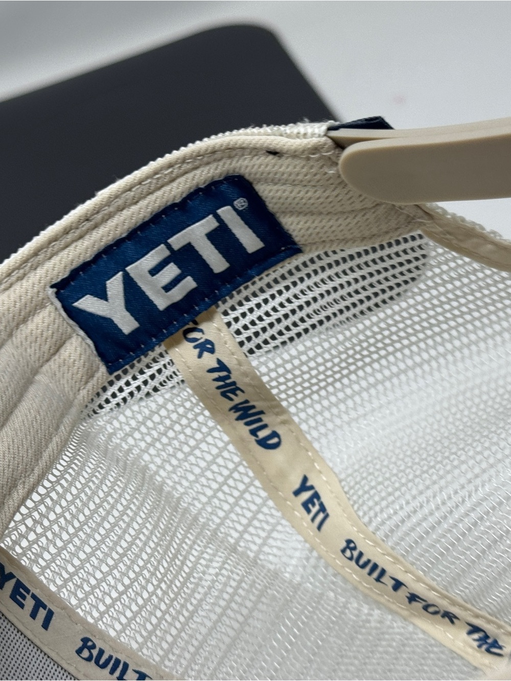 Yeti Hat - Picture 7 of 8